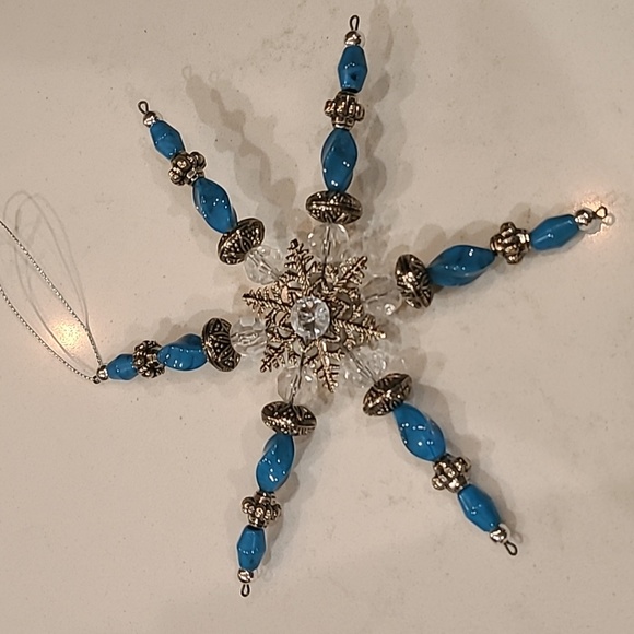 Large beaded Blue Snowflake ornament - Picture 1 of 3